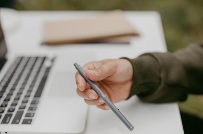 Jak dostosować wygląd długopisów firmowych do wizerunku firmy?