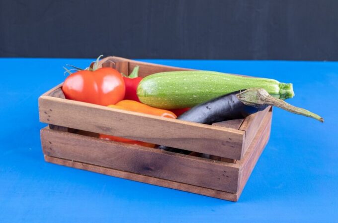 Z jakich materiałów produkowane są skrzynki na warzywa?